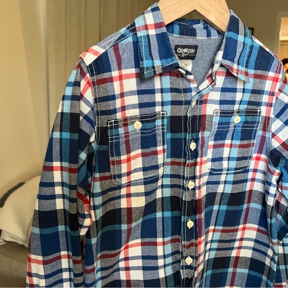 Oshkosh Boy’s Blue/white/red Plaid Longsleeve Button Up Size 12 - Picture 3 of 11